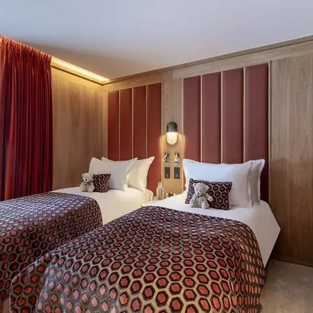 公寓 5bdr Stylish Overlooking Courchevel's Pistes- If You Want To Book, Please Contact On Wh-ats-app - 0034-605-434-371 !!!!